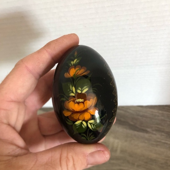 Vtg Hand Painted Ukrainian Egg - Picture 3 of 10